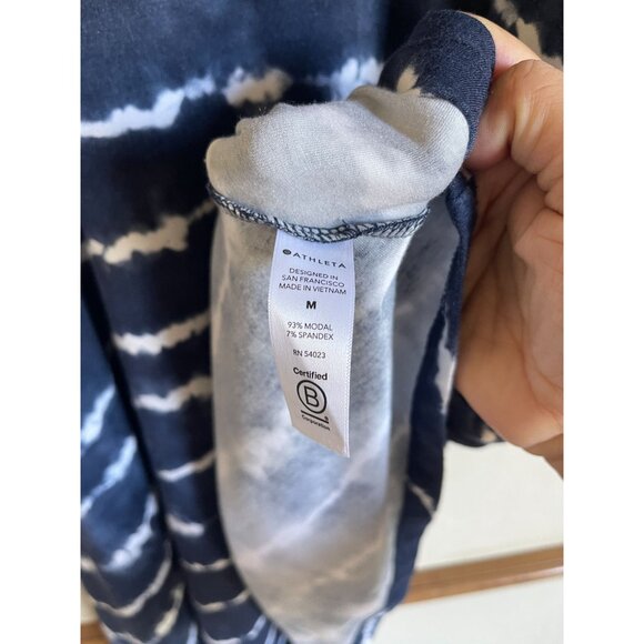 Athleta Santorini Thera Size Medium Blue White Tie Dye Ikat Sleeveless Swing Str - Picture 8 of 8